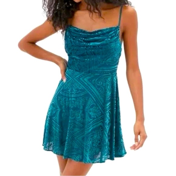 NWT Urban Outfitters Green Emerald Mini Dress - Picture 1 of 10